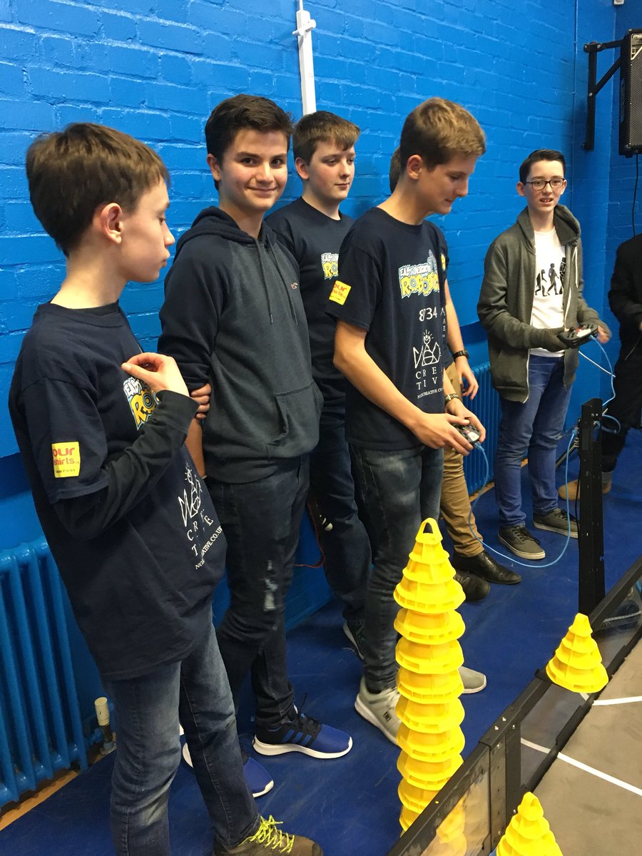 EBHSrobotics's tweet image. All set for the final qualifier match! We haven’t scored very highly today but we’ve had fun! @VEXRoboticsUK @Rapid_Edu #omgrobots
