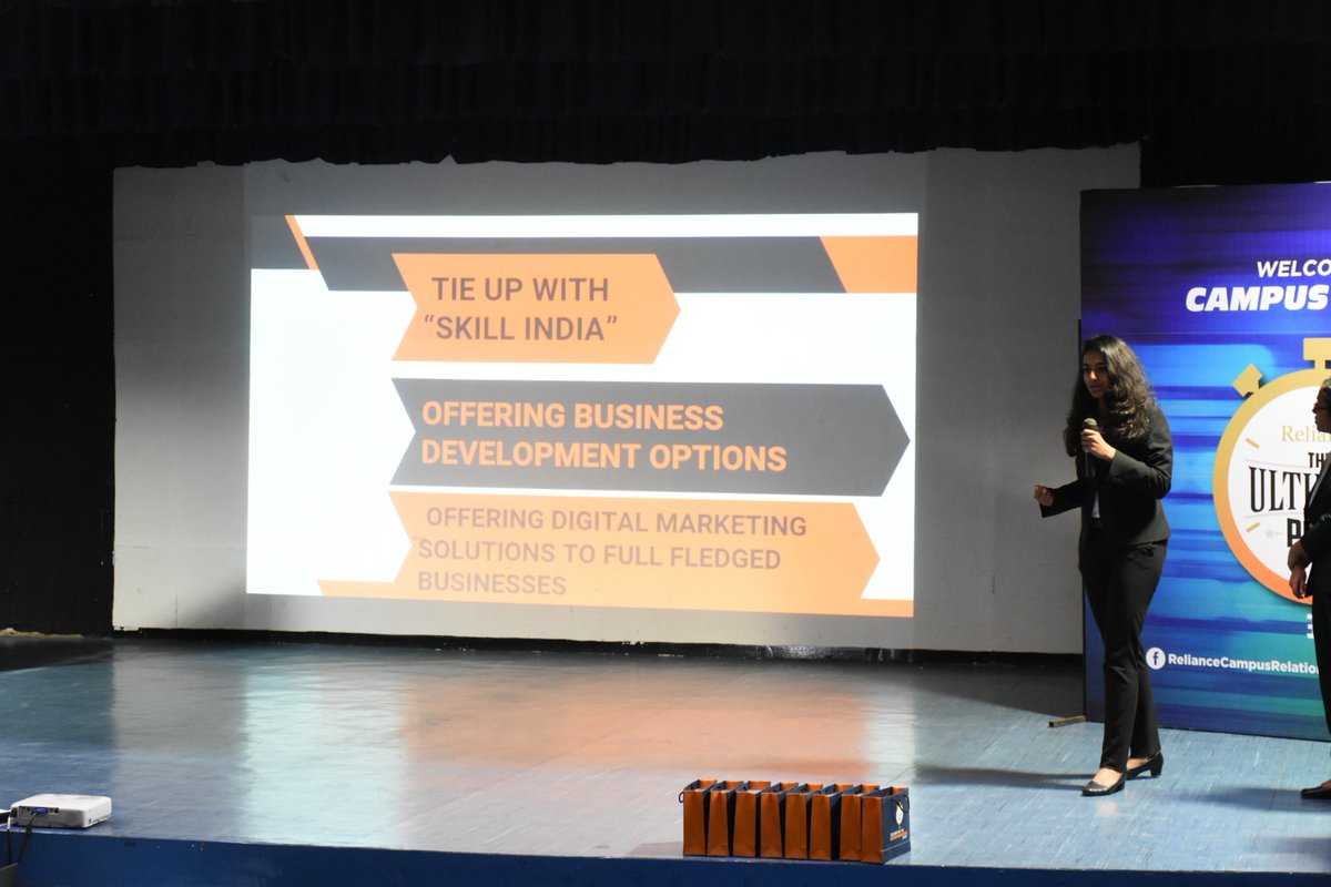 SCMHRDian's tweet photo. Team "Disrupt Continuum" tries to integrate Indian Housewives into the global employment map through their skill up-gradation and digital marketing solution for local businesses
#TheUltimatePitch #GetEntrepreneuREAL #StartUp2Success @SCMHRDxp https://t.co/tpfvTffDrr