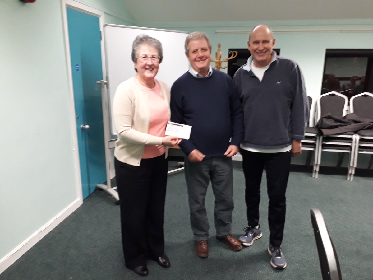 nobarriers13's tweet photo. Here's @BedsTennisLTA accepting a very generous donation from the Park Rotary club. This will help fund the participation of inclusive tennis activities throughout Bedfordshire! https://t.co/6dx436FtiS