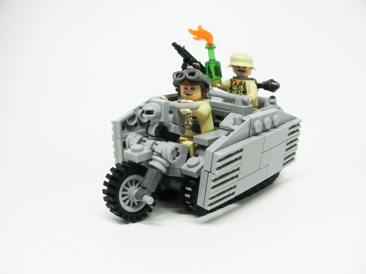 75 Nanago Japanese Afol Sur Twitter レゴ ケッテンクラート シュルツェン装備 対戦車装備仕様です 車体側面にシュルツェンを装備 防御力を向上させています 車内には強力なmg 42機関銃を装備 さらに火炎瓶を常備しており 対戦車戦闘が可能である Lego