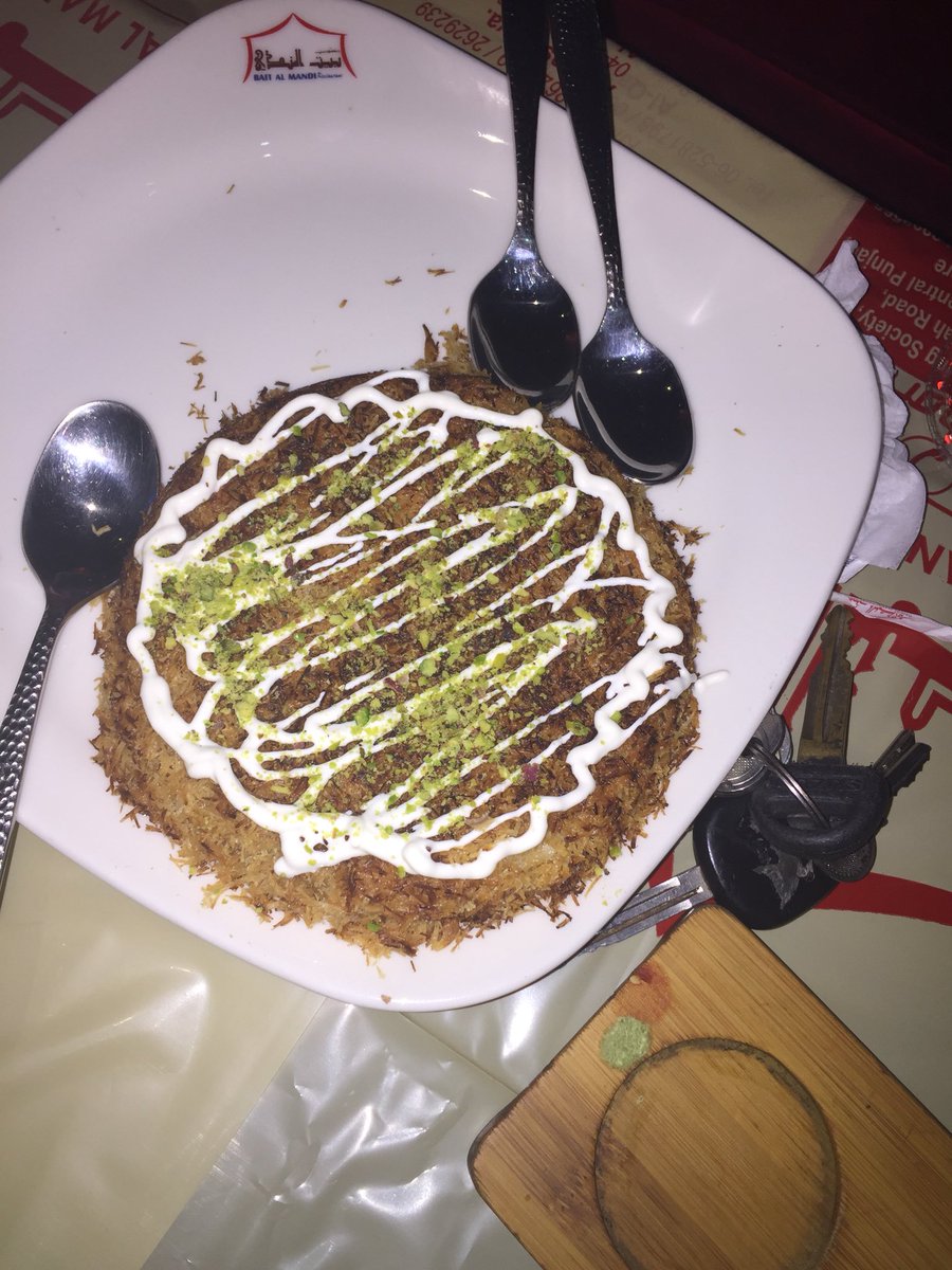 mehak_official's tweet photo. #Mandi #LaFoodia #Lamb #Cicken #Kunafa #Yum #foodie https://t.co/7IrxZubFYI