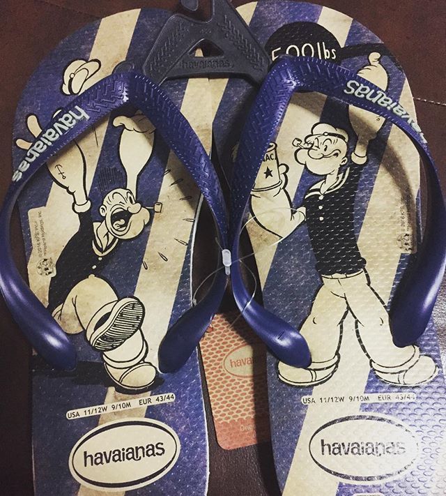DenWilliamsP's tweet photo. Uno de mis personajes favoritos de mi infancia... no se como lo supiste, gracias por el obsequio ¡ME ENCANTA! :3 #Popeye #Havaianas #Summer 😎🤙🏻 https://t.co/4sjspyBg6u