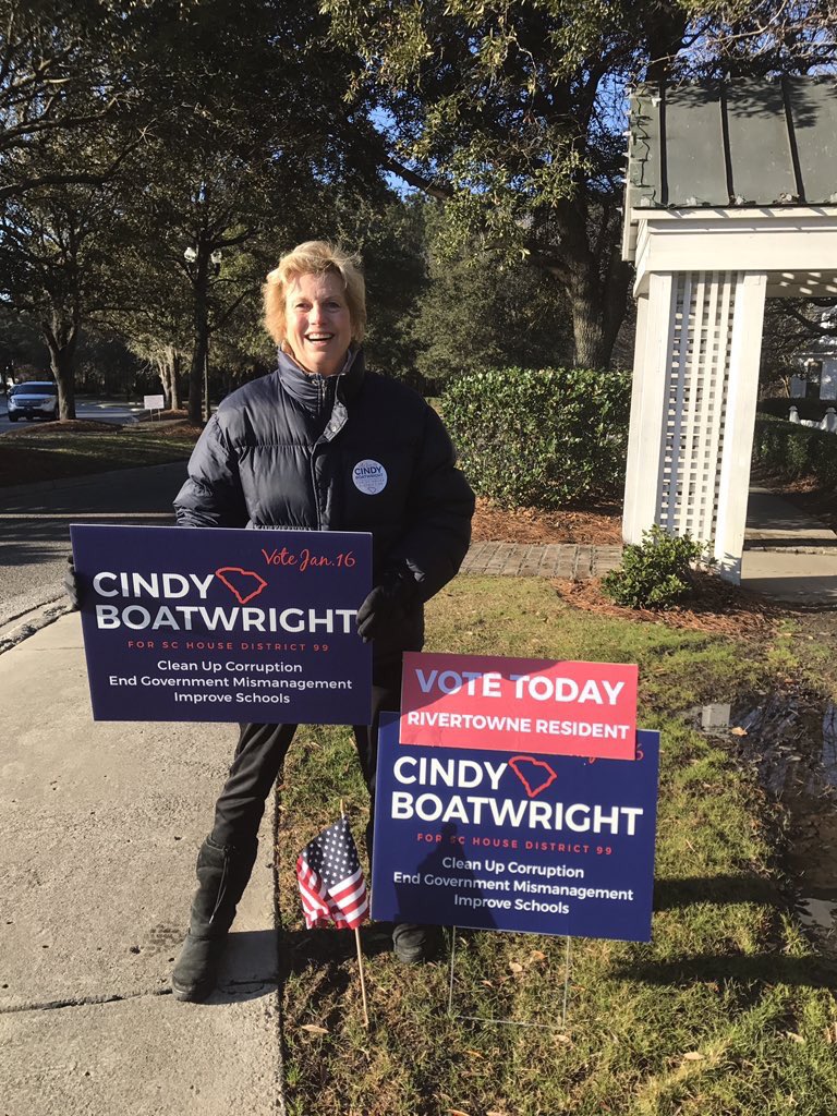 Lisaiz2's tweet photo. @MaryCaitlinByrd #CindyBoatwright was out working hard to remind voters to vote!! #SC99 #scpol Go Cindy Go!! https://t.co/d5yX71nkCF