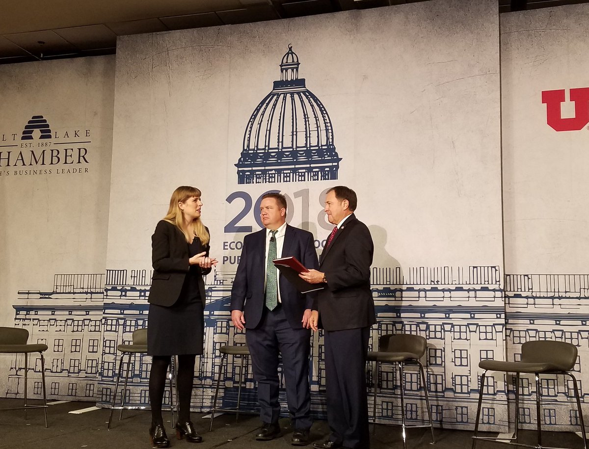 vchecketts's tweet photo. The Utah Economic Report is presented to @GovHerbert by Juliette of @KemGardnerInst @saltlakechamber #uteo https://t.co/fVOnlSG90L