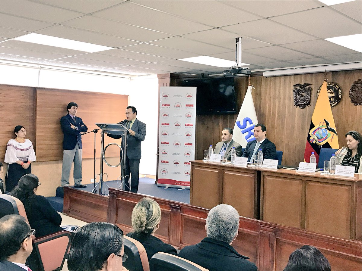 UTN_Ibarra's tweet photo. En @UTN_Ibarra se firma importante convenio con @SRIoficialEc para constituir el Núcleo de Apoyo Contable y Fiscal e impulsar la formación en temas económicos en nuestra casona de estudios. https://t.co/Atclb5YoQ9