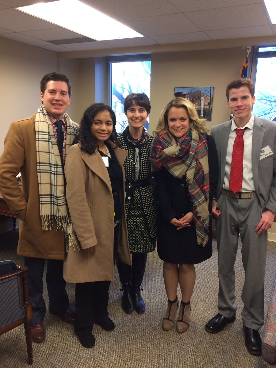 JenniferBoysko's tweet photo. Yesterday I had the pleasure to meet with great constituents and activists! My doors are always open for people of the 86th district https://t.co/AljMh2fvqs