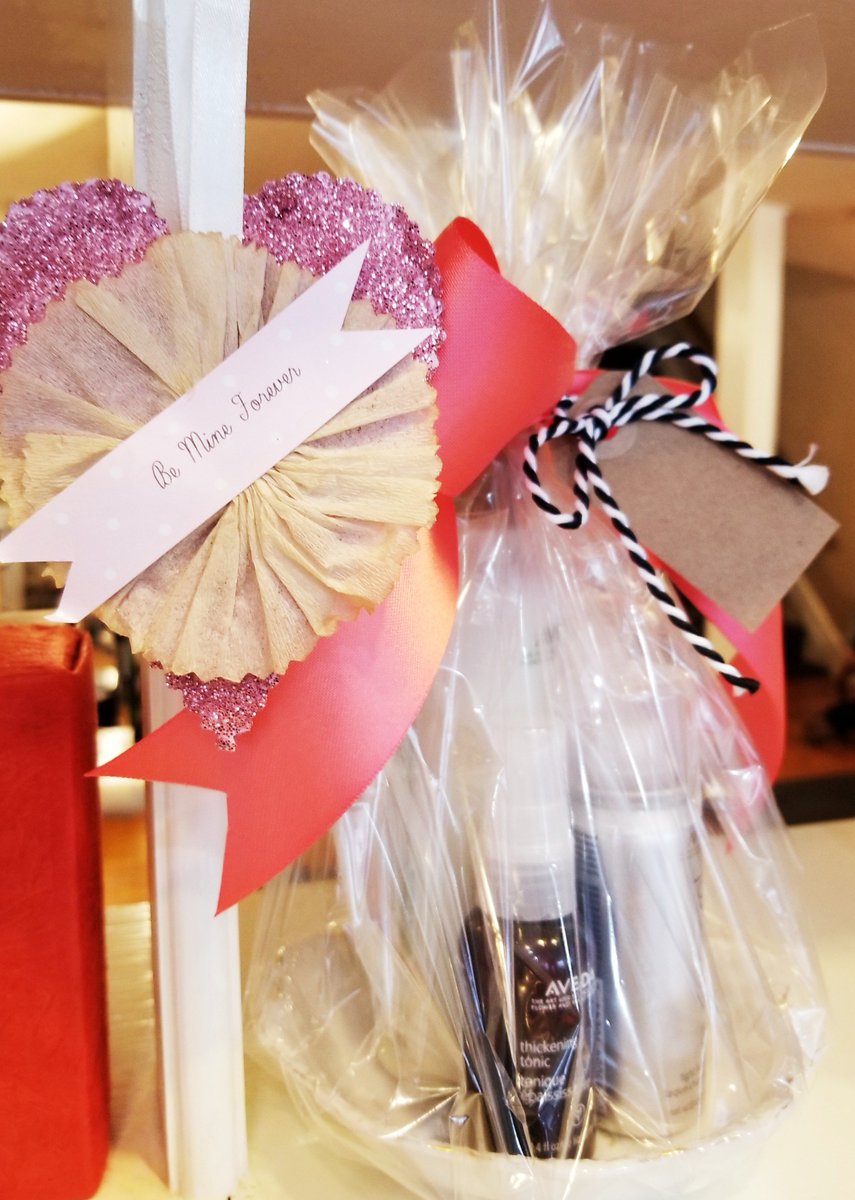 PureEdenSalon's tweet photo. Thinking about Valentine's Day? It's not to early to pick up a gift set for your sweetie @PureEdenSalon. All wrapped and ready to make her day!
#PureEdenSalon
#choosemarshallmi
#shoplocal https://t.co/Onx6Zgr6aO