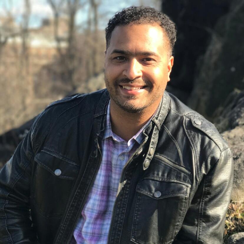 CJNeal24's tweet photo. New year. Doing new things. Time for a #NewProfilePic https://t.co/vZjdye18Tr