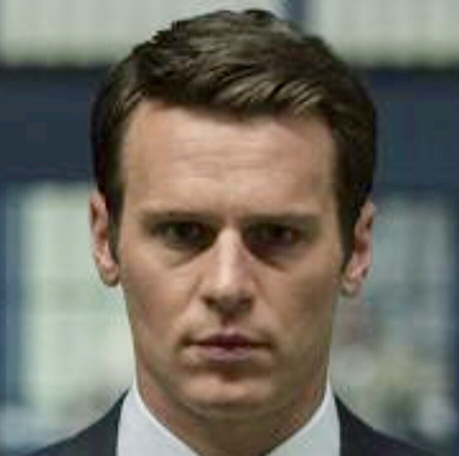 Piers Morgan On Twitter Enjoying Mindhunter But Need To Know If Emmanuel Macron Is Moonlighting