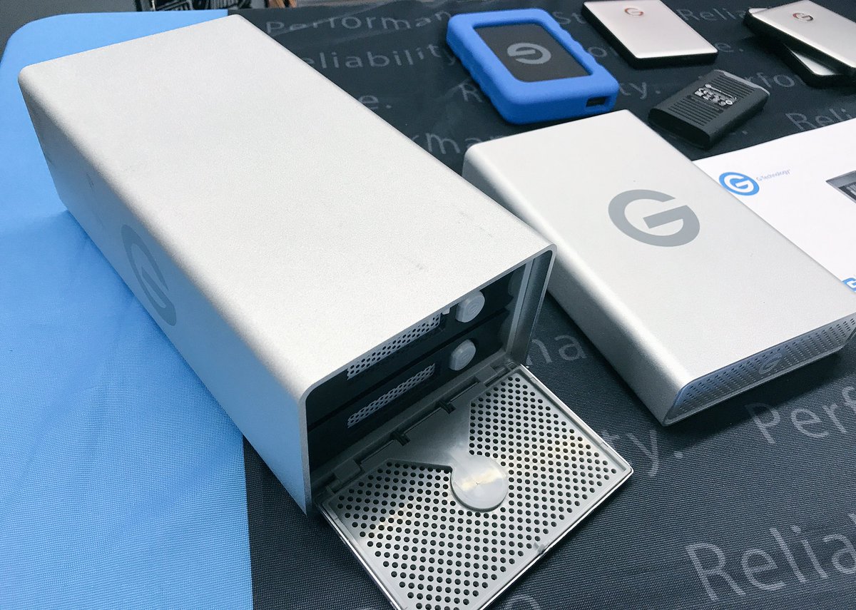 BHSuperStore's tweet photo. Happening in our Photo Department today:
@GTechStorage is here showing off their all new #GSpeedShuttle➡️Transportable RAID Storage with Thunderbolt 3! https://t.co/S2207g6kkG