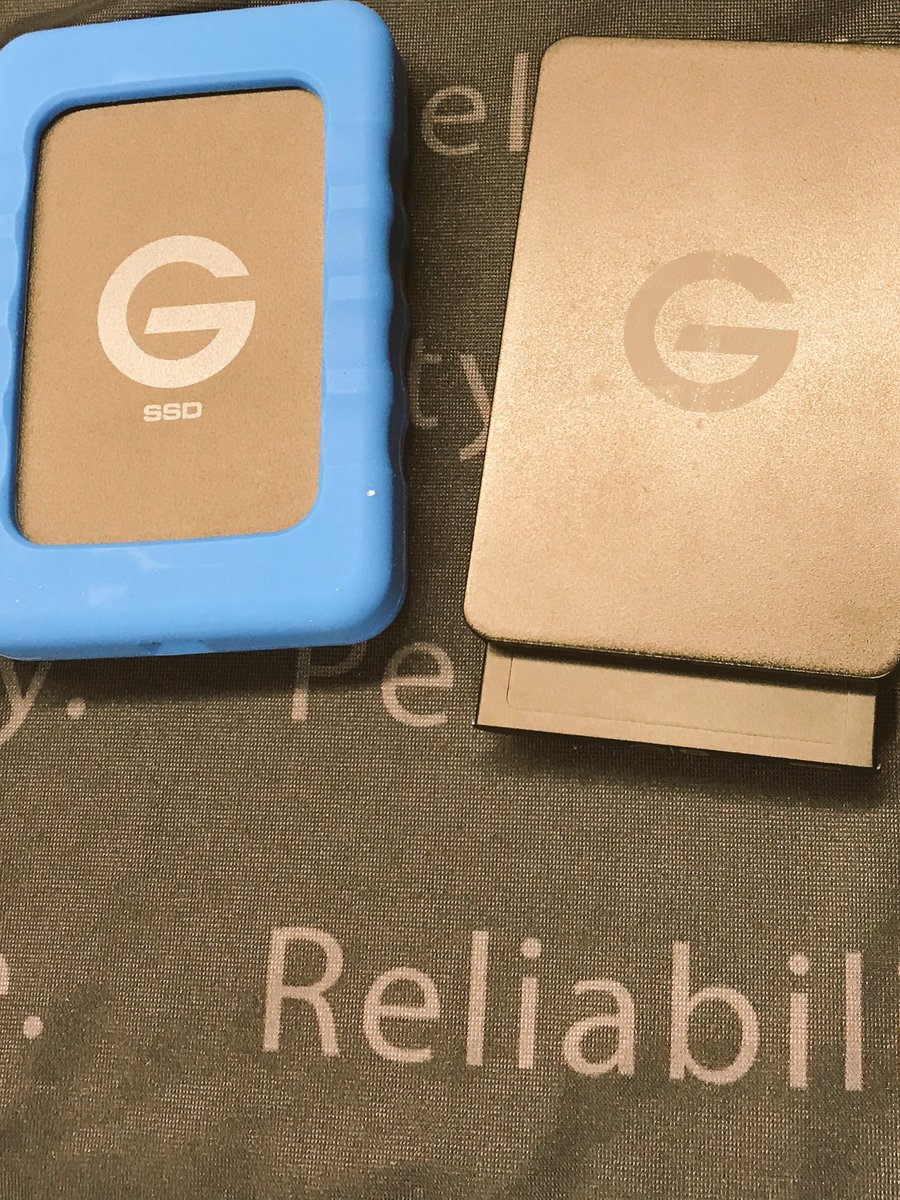 BHSuperStore's tweet photo. Happening in our Photo Department today:
@GTechStorage is here showing off their all new #GSpeedShuttle➡️Transportable RAID Storage with Thunderbolt 3! https://t.co/S2207g6kkG