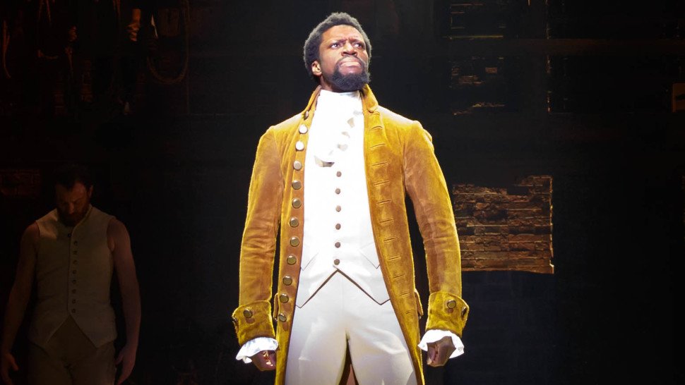 playbill's tweet image. History has its eyes on you, @MichaelLuwoye! @HamiltonMusical's newest leading man takes center stage January 16 bit.ly/Michael-Luwoye…