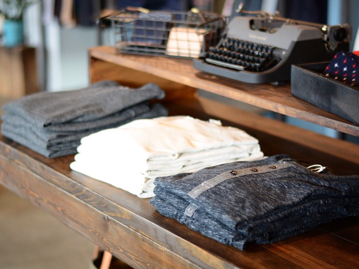 Jackson_JamesMC's tweet photo. We just got in some new pieces perfect for layering up, but stylish enough to be worn on their own. Just what ya need for this crazy weather!
...
#richmondweather #menswear #shoplocal #shopsmall #rewritingtheclassics #layeritup https://t.co/so3WcS1MbJ