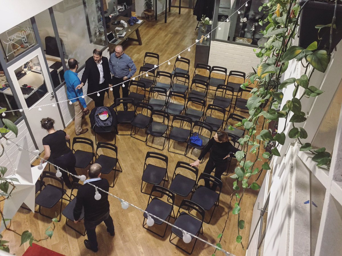 Wemanity's tweet image. We are getting ready for the Club Agile tonight @Wemanity! #clubagile #REX #transformationagile