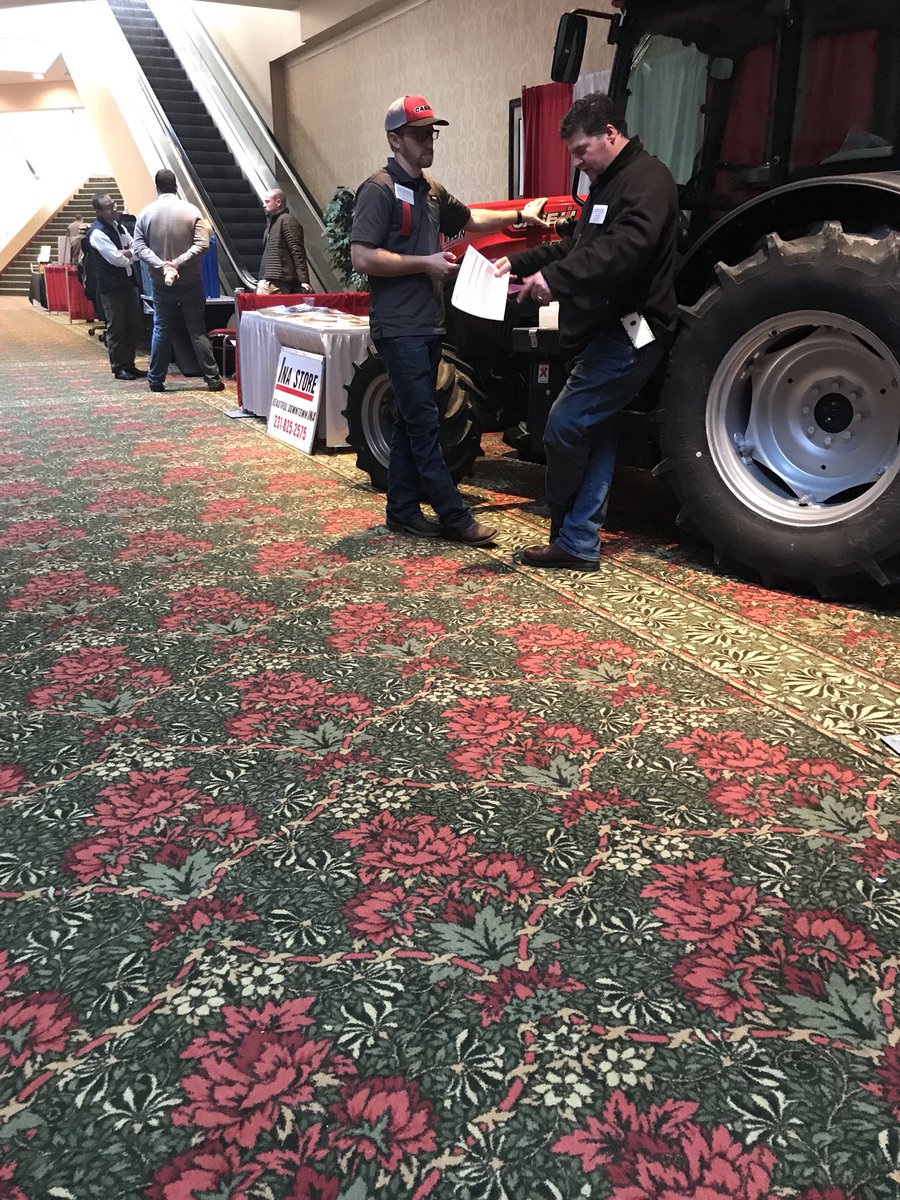 apluger84's tweet image. Fruit an veggie show