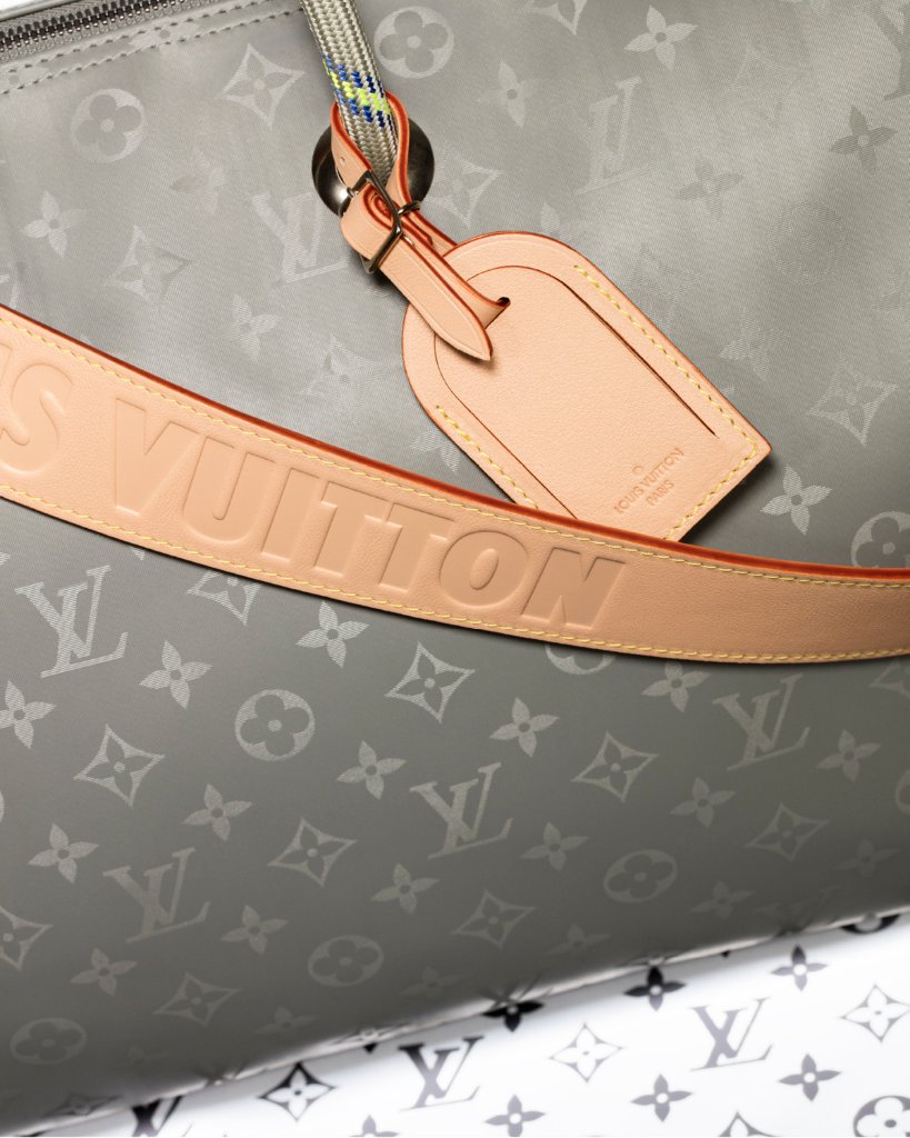 Louis Vuitton on X: Monogram Titanium. Preview of the #LVMenFW18 Show by  @MrKimJones. The #LouisVuitton Collection will be presented Thursday,  January 18th, live on @periscopeco from #PFW.  / X