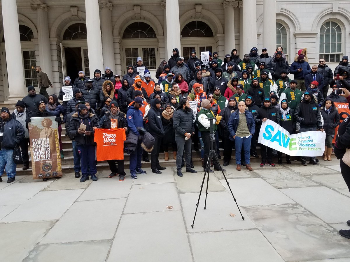 Happening Now:  GDLU is representing at the "PEACE WEEK" gathering at City Hall. #gunsdownlifeup #NYCHHFund #PeaceWeek