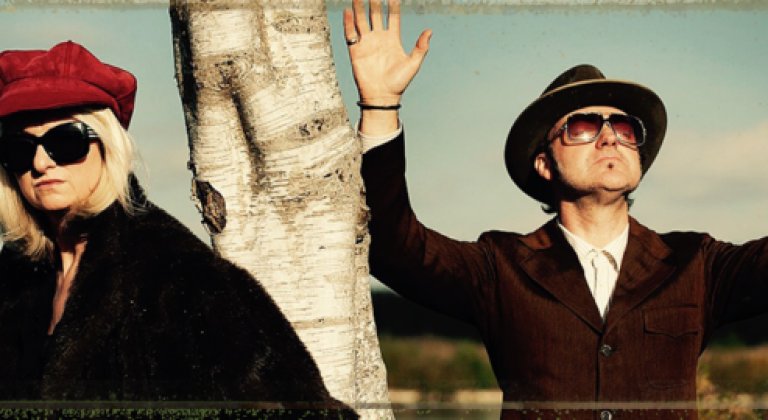 GloboFM993's tweet photo. Hoy si han entrado @My_Darling_Clem Michael y Lou nos desarman con Since I fell for you de su último trabajo #StillTestifying Mañana en @CafeBerlinMad tenemos una cita obligada. https://t.co/Gn1YpnEqNQ