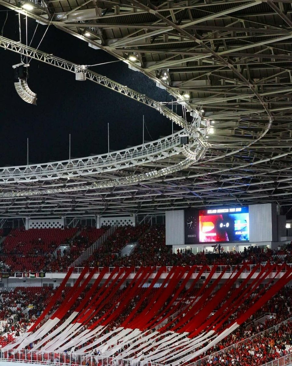 Old Style 🇮🇩 
#LaGrandeIndonesia 
#CurvaNordGBK 
Foto by : <a href="/infosuporter/">Suporter Indonesia</a> 🙏