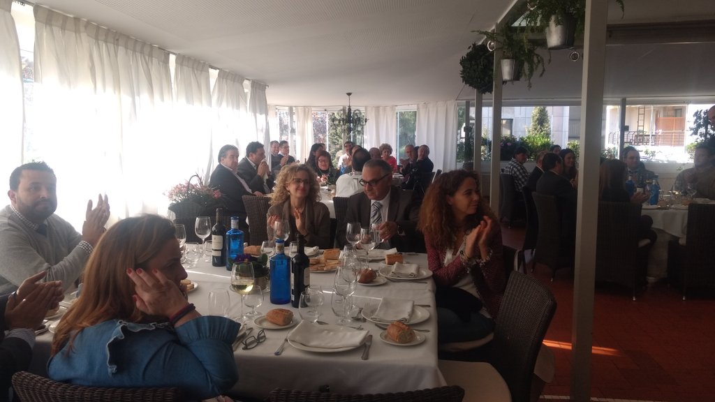 MarioUvence's tweet photo. Junto a empresarios chiapanecos nos reunimos con touroperadores y agencias de viajes más importantes de España, previo al inicio de operaciones en @fitur_madrid 2018, donde se presentó al destino Chiapas. https://t.co/4v62MxMTek