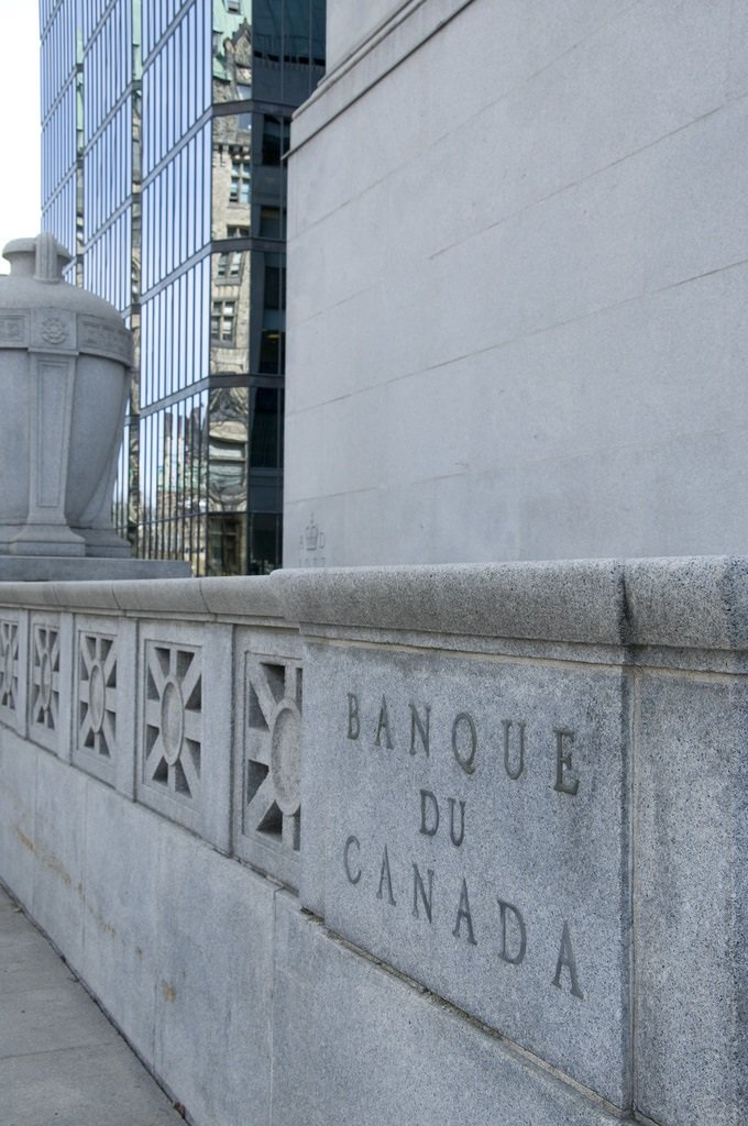 bankofcanada's tweet photo. Ever wonder how the Bank of Canada makes its interest rate decisions? Learn about the process here. #cdnecon https://t.co/UQ0HwXWkUu https://t.co/Udmhj5PLh1