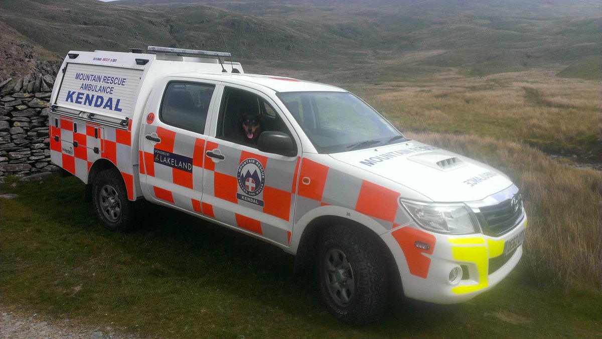 14/01/2018: Ourselves and Kirkby Stephen MRT called out by Cumbria Police, a member of a walking group had taken a fall on the summit of Cautley Spout. The casualty was located and stretchered down and handed over to NWAS at the cross keys.
