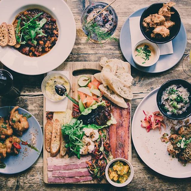 We're serving up delicious grub <a href="/_thecookie/">The Cookie Presents</a> Till 10PM tonight !

 #Food #Leicester #Goodfood