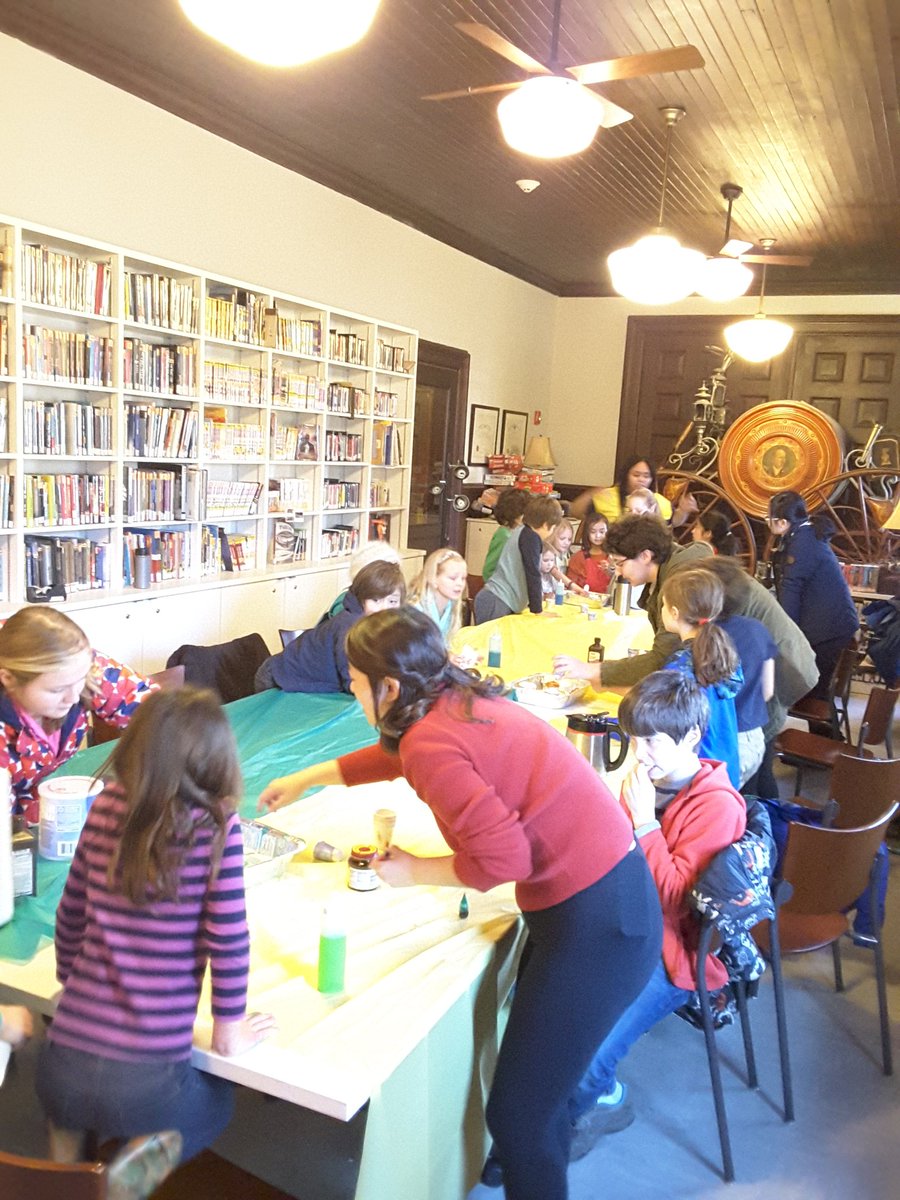 TivoliLibrary's tweet photo. Sorta Slimy Science was a blast! Special thanks to #Bard First Years and the @bardcce for braving the elements to come help out on #martinlutherkingday of Enagement! #TivoliNY #Library #DutchessCountyNY #midhudsonlibrarysystem #RedHookNY #GermantownNY https://t.co/phR9nZOixJ