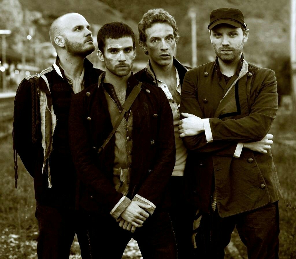 coldplaysphotos's tweet photo. Special #20YearsOfColdplay 
Happy Birthday guys https://t.co/Cj67YS7AC1