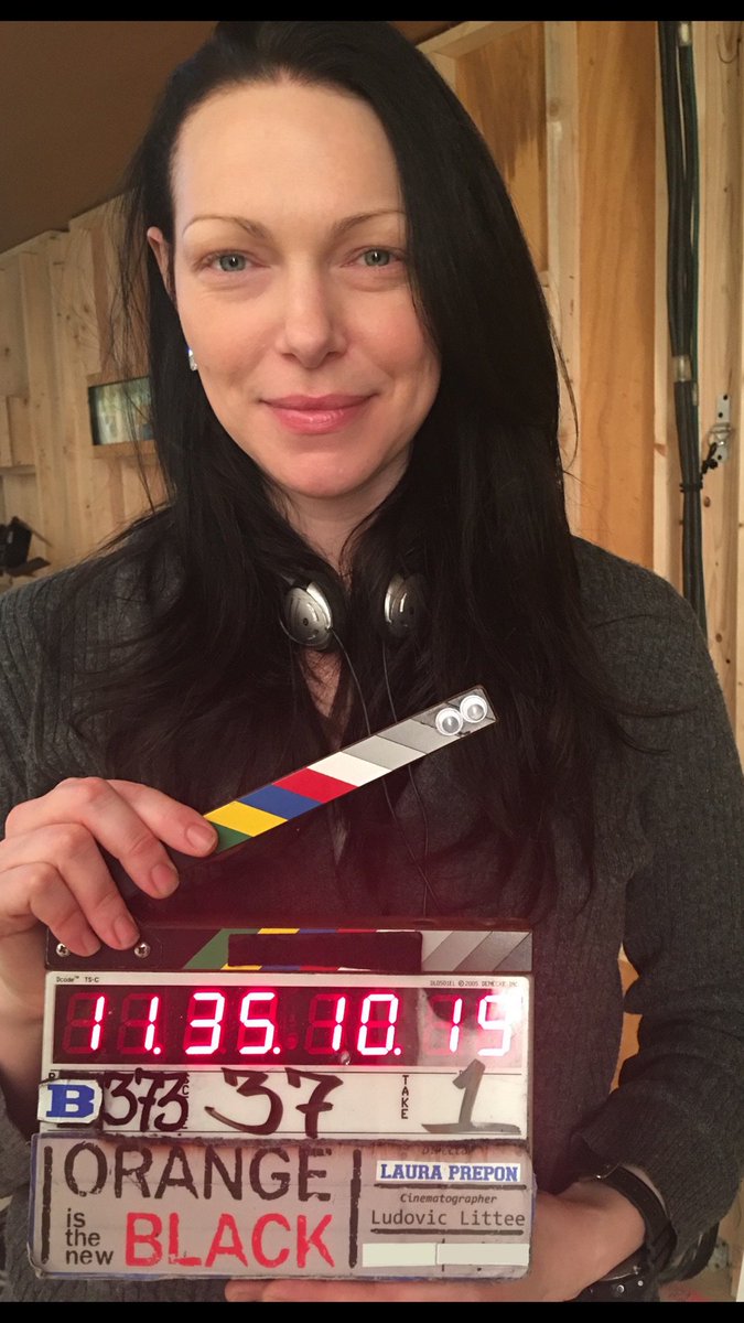 LauraPrepon's tweet photo. Back behind the camera directing #OITNB! Love our amazing #orangefamily! ❤️🍊 https://t.co/RSGpkYctCF