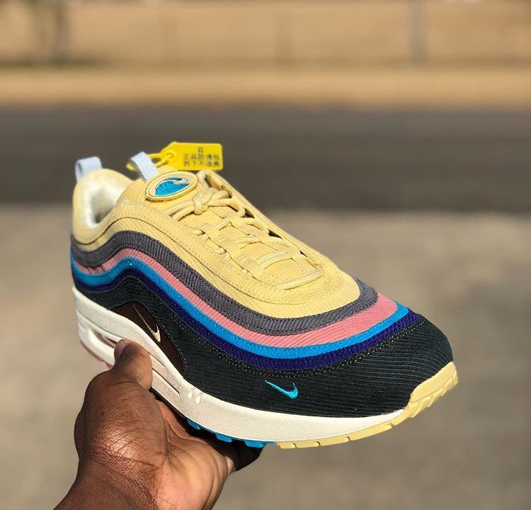 ShoeWorId's tweet photo. $700 Shipped. https://t.co/AfCi5prjau