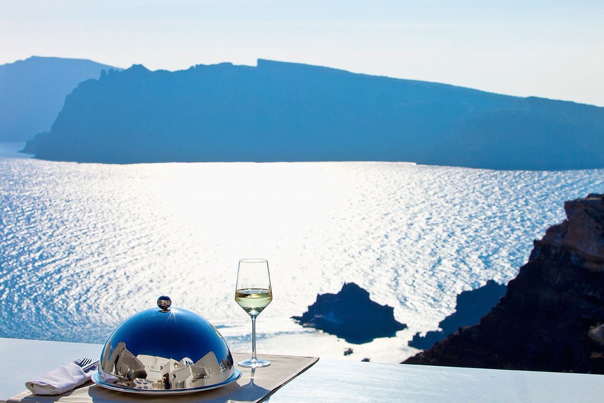 Tempting_Events's tweet photo. #temptingGreece #temptingSantorini #greekislands #50shadesofblue #greekblue #TemptingEvents 
https://t.co/k10qxdsjnk https://t.co/gQeYQ3ym2H