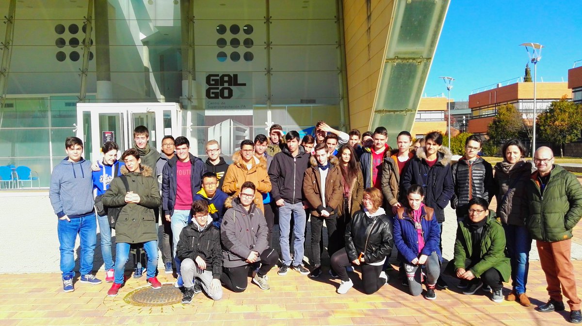 rafaelcasadog's tweet photo. Hoy hemos recibido al IES Leonardo Da Vinci @IESLDV_AB, dentro del programa de visitas al Instituto de Investigación en Informática @I3aUclm y la Escuela Superior de Ingeniería Informática @esiiab de la @uclm_es https://t.co/gUgj99ijEN