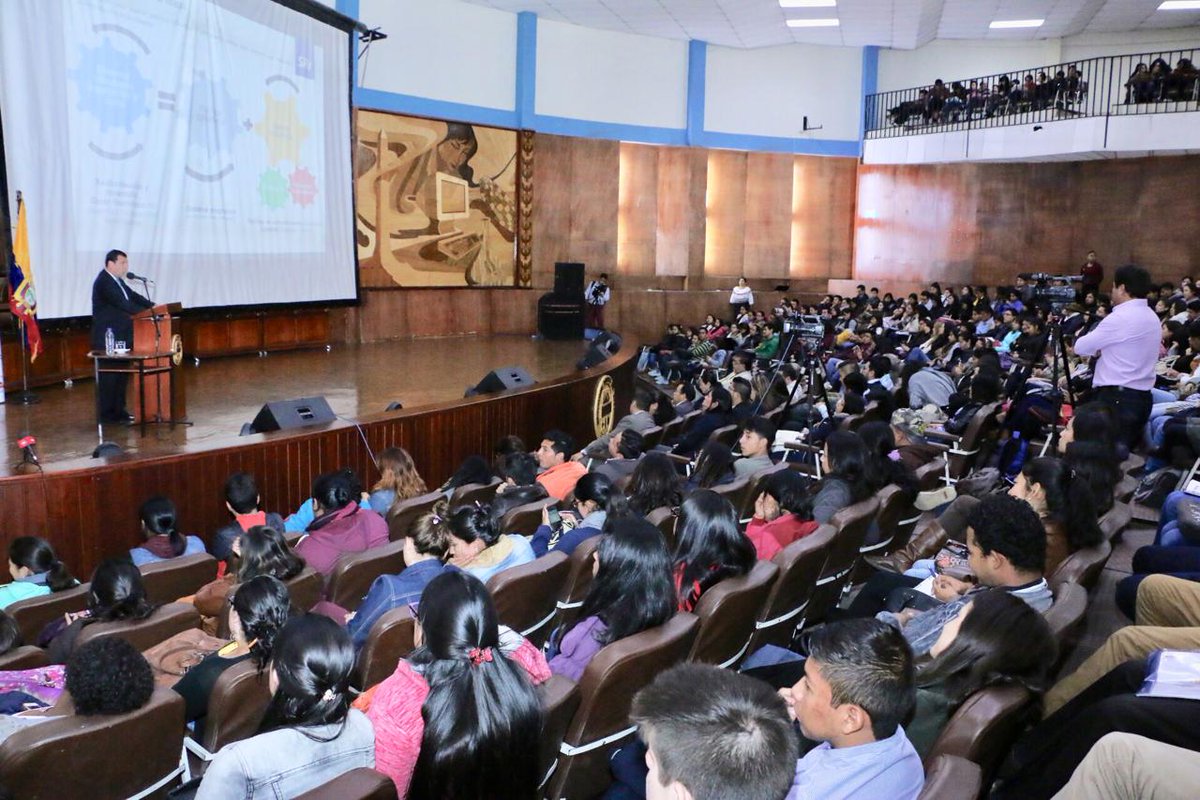 goberimbabura's tweet photo. Con la presencia de cientos de estudiantes de la @UTN_Ibarra, la gobernadora de #Imbabura @MarisolPenafiel, participó en la Conferencia "Sistema Tributario Ecuatoriano Política y Gestión", dirigido por @LeoOrlandoA, Director Nacional de @SRIoficialEc. https://t.co/65VDHhqXOI