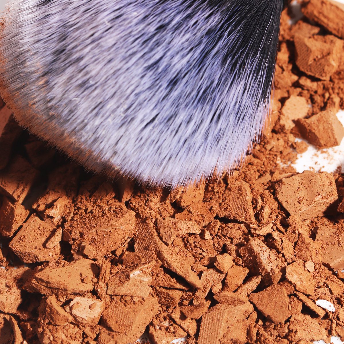 CYOCosmetics's tweet photo. Fall in 💕 with ‘When The Sun Don’t Shine’ Bronzing Powder. Bronze in all weathers. Matte finish. Coconut-y. 🥥 🌴 https://t.co/RF7P7TBdum #MIXLAYERHACK #CYOcosmetics #beautyblogger https://t.co/XQAniiWHhL