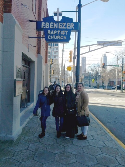 euraupair's tweet photo. Au pairs Nicola (#SouthAfrica), Barbara (#France), Ale (#Colombia) and Grace (#China) celebrating Martin Luther King Day in #Atlanta , #Georgia.

#MLK #MartinLutherKing #EurAupair #IHaveADream #MLKDay #savej1 #culturalexchange https://t.co/Sz6qXn9Jbl