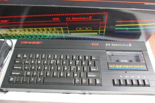 InfidealsRetro's tweet image. A fine specemin of ZX Spectrum +2 (And much better than the new knock offs!) Boxed and beautiful for only £44.95 (+p&amp;amp;p) tinyurl.com/y9jjfwub
#retrogames #gamersunite #retrogamers #infidealsretro #dealoftheday #familybusiness