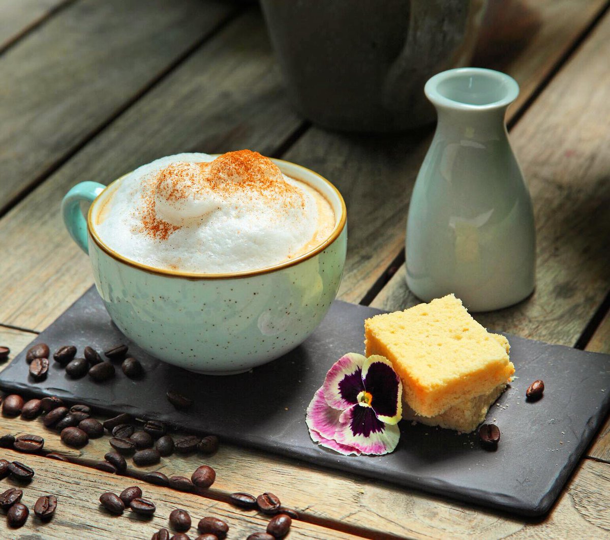 freshcupmx's tweet photo. Con este frío solo quiero un café caliente y un buen panqué  #coldweather  #FrenteFrio https://t.co/f7aMOLMcrK
