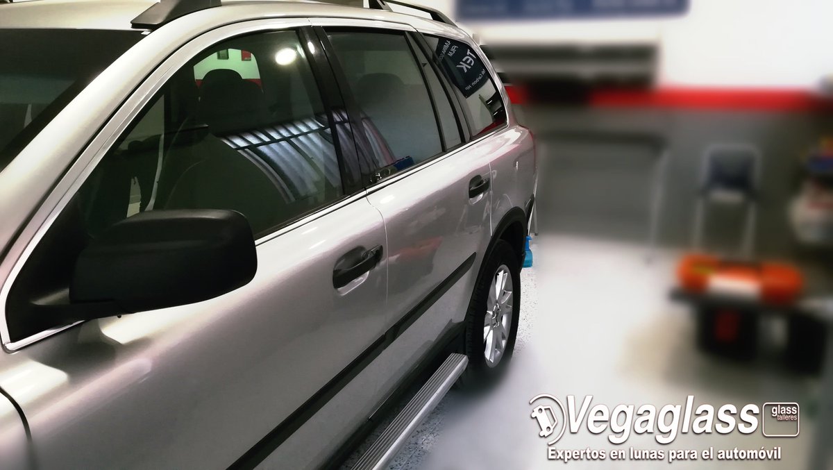 vegaglass's tweet photo. Consigue mayor elegancia y seguridad tintando las lunas de tu vehículo. #Villena #Almoradí #TintadoDeLunas https://t.co/mR0BAN8478