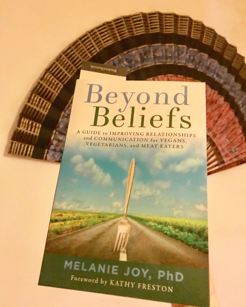 Sototesvegan's tweet photo. The #brilliance of this #book was spoken about last night on @Sototesvegan. It really is a must for anyone who is currently aiming for #relationshipgoals in #2018. 💑👍🏻🌿✌🏻 https://t.co/19Oti38Sto