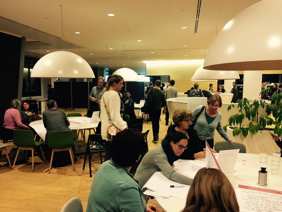 Wat een inspiratie en zoveel collega-professionals (meer dan 100)! Gesprekken over 18+ kwetsbare jongeren en hoe we hem het beste kunnen helpen. <a href="/GemeenteUtrecht/">Gemeente Utrecht</a>