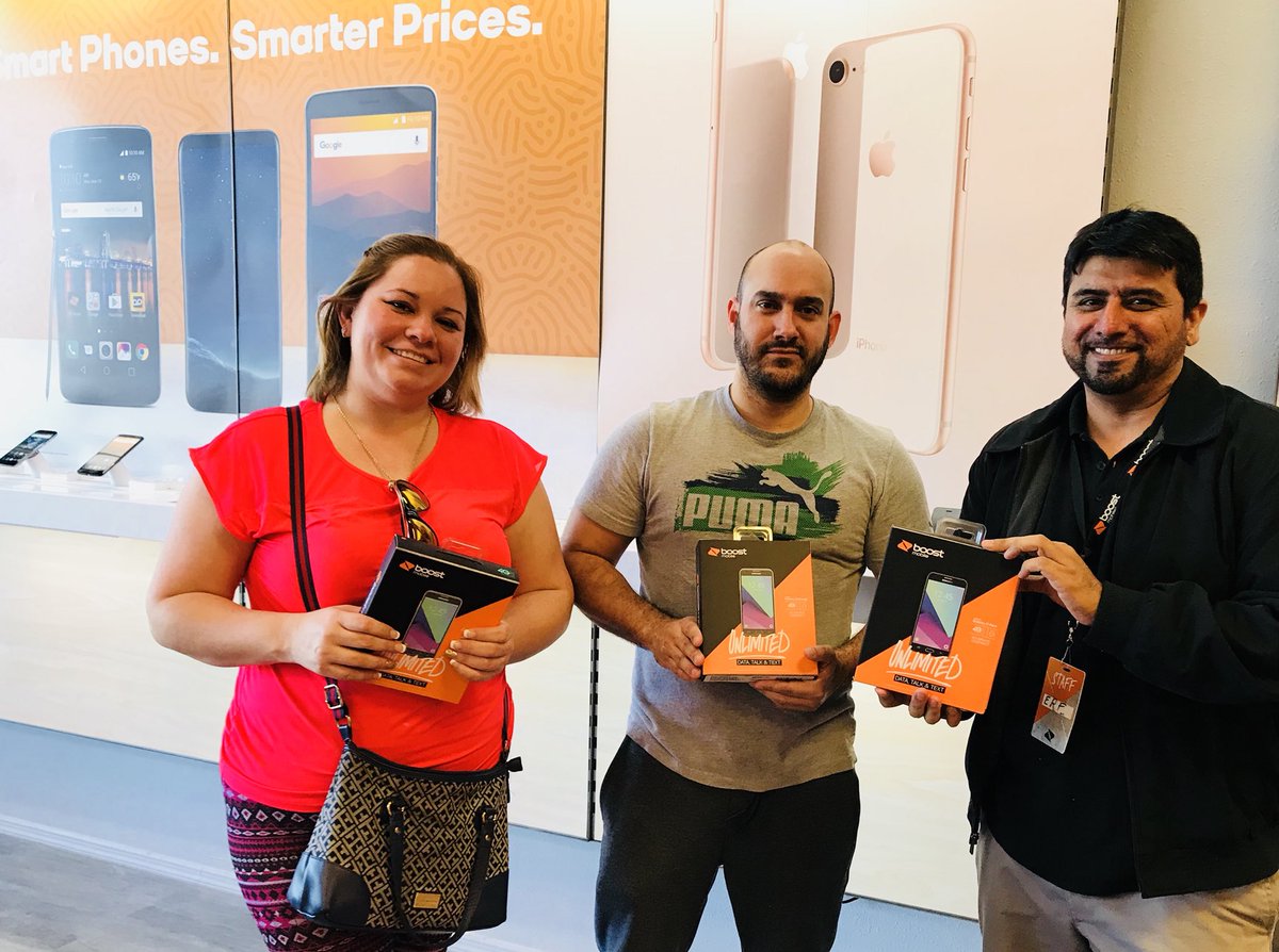 giancarlocv77's tweet photo. @SmileWireless on #Fire 🔥 #ByeCricket 5 new lines #WelcomeToBoost #BestFamilyPromosEver @gfresse @jessica_boost @CindyGoBoost @jltorre11 @rmcnab05 @carloscaceresFL https://t.co/J7VWpPlbWH