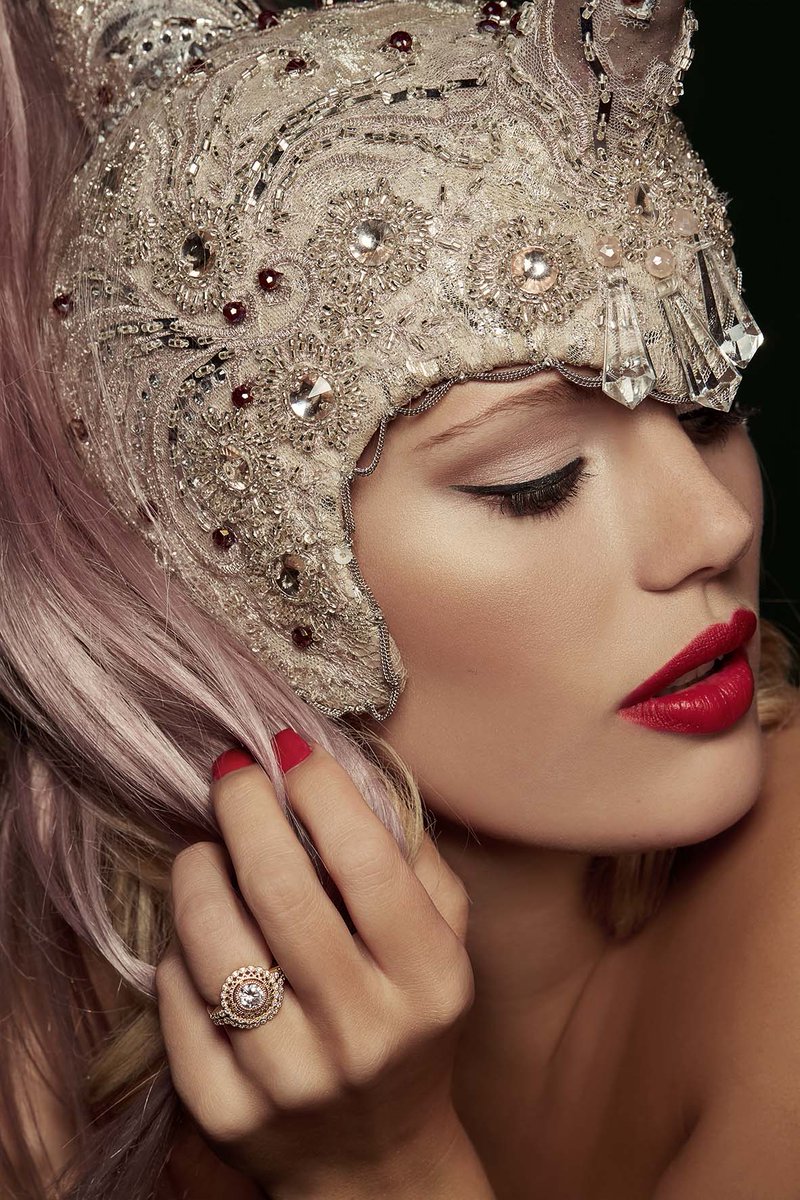 Prangsta are looking for photographers to collaboarate with...get in touch if you think you have something fresh to offer or simply can produce stunning photos
#photography #London #prangsta #costumehire #costumiers #collaboration #creativity