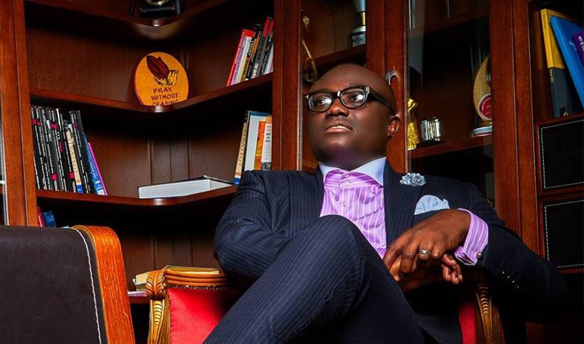 RevolvePlus's tweet photo. Is A Woman Replacing Celebrated CEO of EIB Network @TheRealBolaRay As he Heads to @ZylofonMedia ? https://t.co/mO8YsAcqeT #GBTvRadio https://t.co/7obnbFsoIq