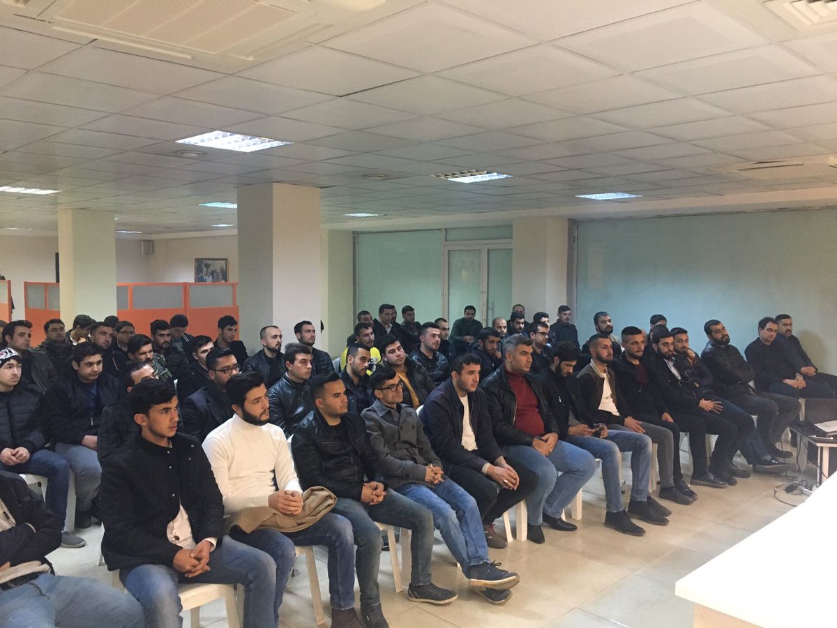 Haftalık toplantımızı  <a href="/Mesutataoglu/">Mesut Hüseyin Ataoğlu</a> Başkanımızın önderliğinde İnsan Kaynakları birim Başkanlarımız sunumuyla gerçekleştirdik.
#nizip #akparti #akgençlik