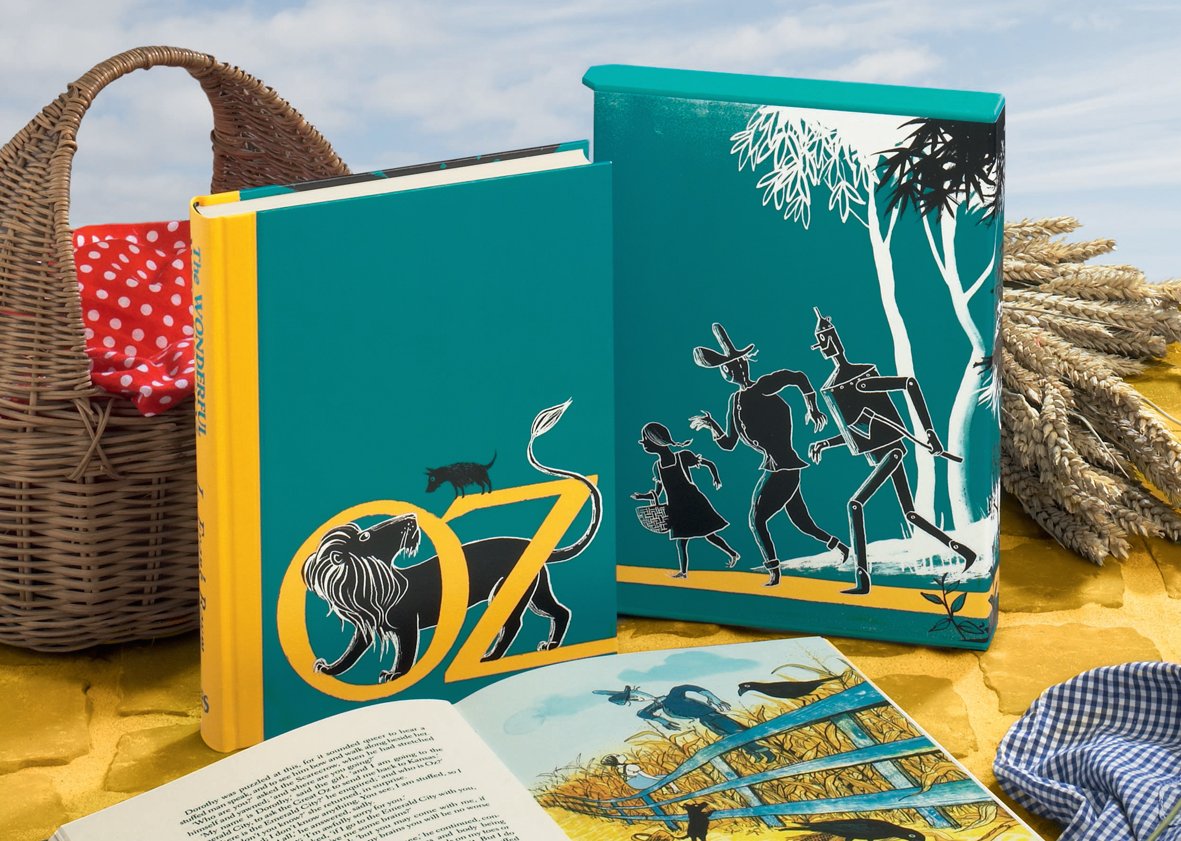 A new year means new reads. Enter for a chance to win two special edition illustrated books from <a href="/foliosociety/">The Folio Society</a> society by telling us about your 2018 reading resolutions. bit.ly/tnyfoliosociet…