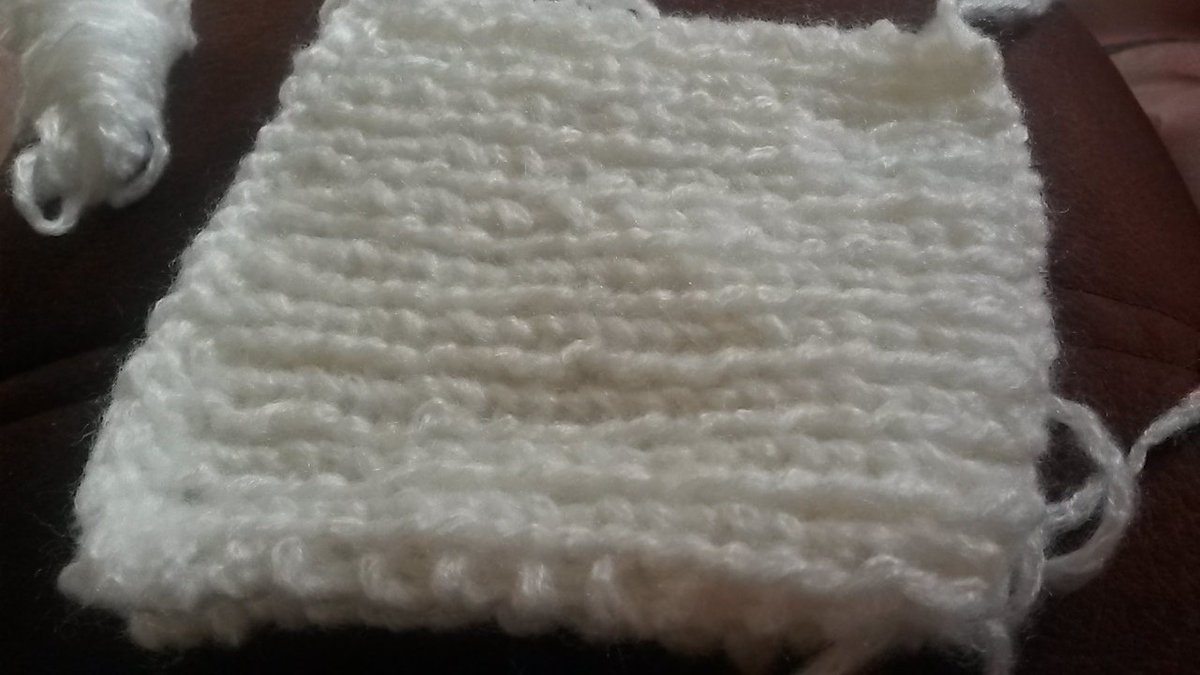 KnitWithMe's tweet image. 1 x 1 rib square in Ivory #Creacrafts #KnitWithMe