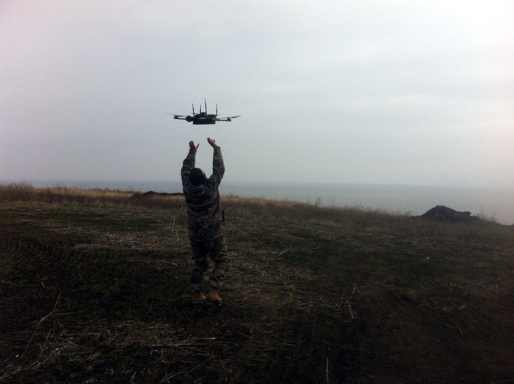 severbat's tweet image. Patrolling the sea coast in the combat area. Aerial reconnaissance. #Donbas #Ukraine #war