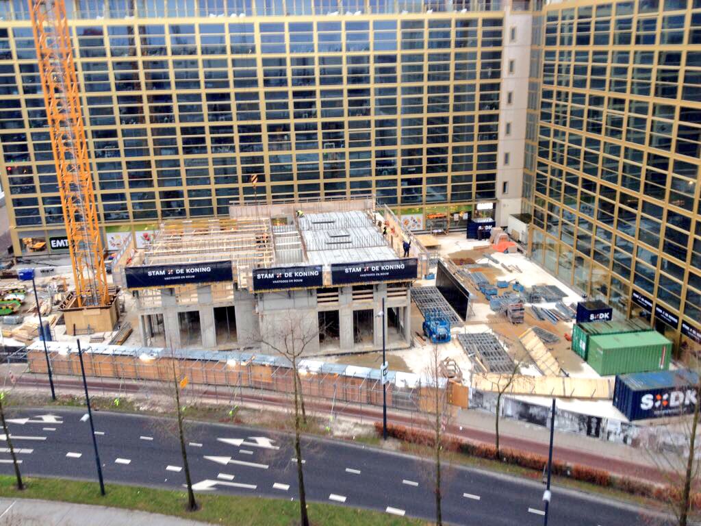 Binnenstedelijk bouwen #Eindhoven <a href="/VolkerWessels/">VolkerWessels</a> <a href="/StamendeKoning/">Stam + De Koning</a> nog 24 bouwlagen te gaan bij project Onyx