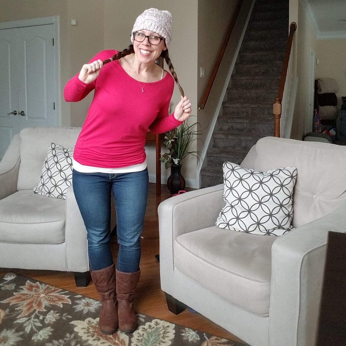 afitfox's tweet photo. I know I shouldn't check the scale, but I'm down 1/2 a pound and I'm pretty stoked! #littlevictorydance @FitApproach @MoveMoreFitness @FitFluential @flexitpink https://t.co/TROJzi8K6a